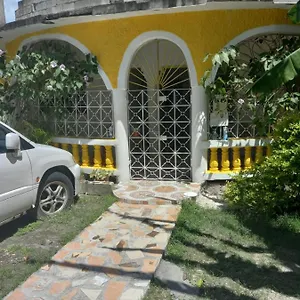 Fay 2*, Negril Jamaica